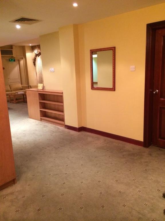 City Center Hotel Manama Rum bild